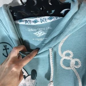 Disney Tops - Disney cruise 🚢 line sweatshirt Mickey Mouse Disney Tops - Disney cruise 🚢 line sweatshirt Mickey Mouse
